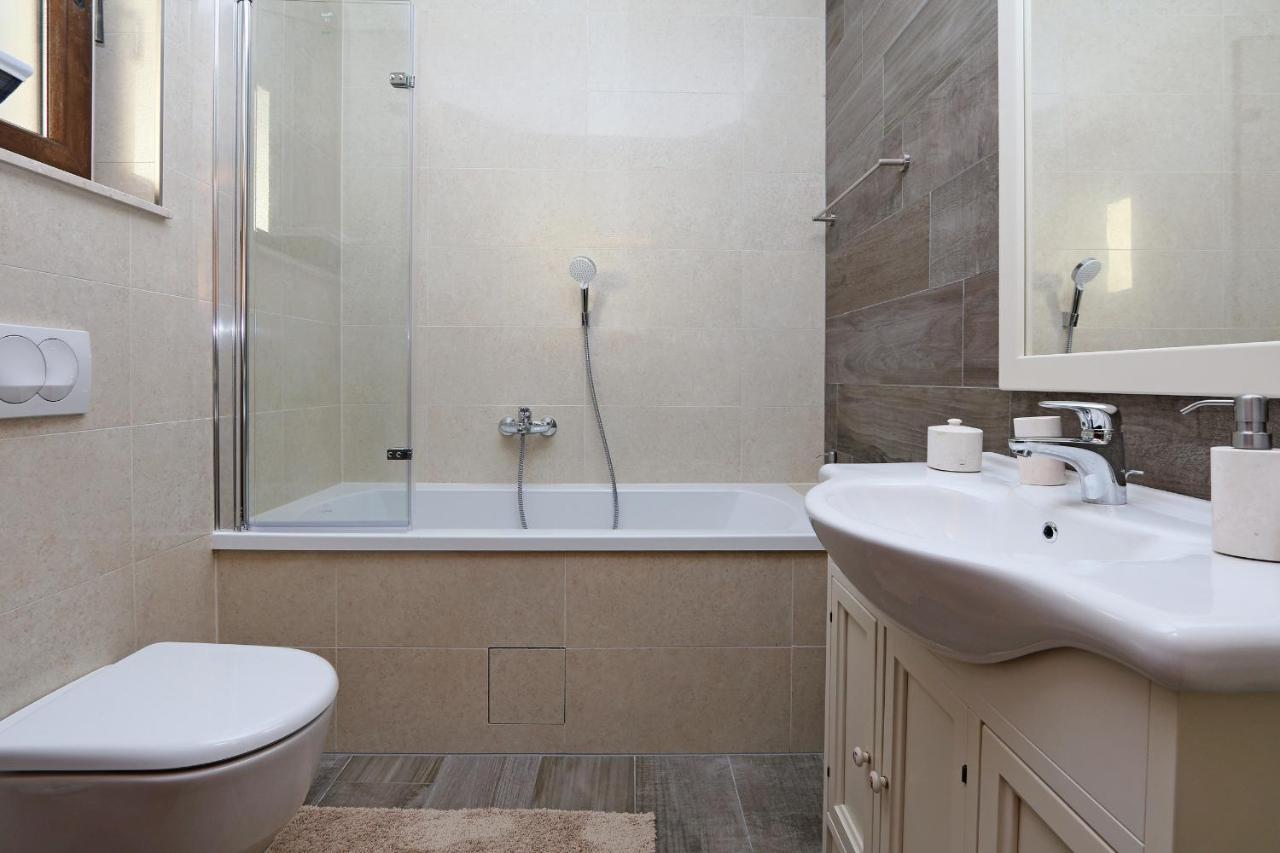 Villa Lurda Linardici Krk Ngoại thất bức ảnh