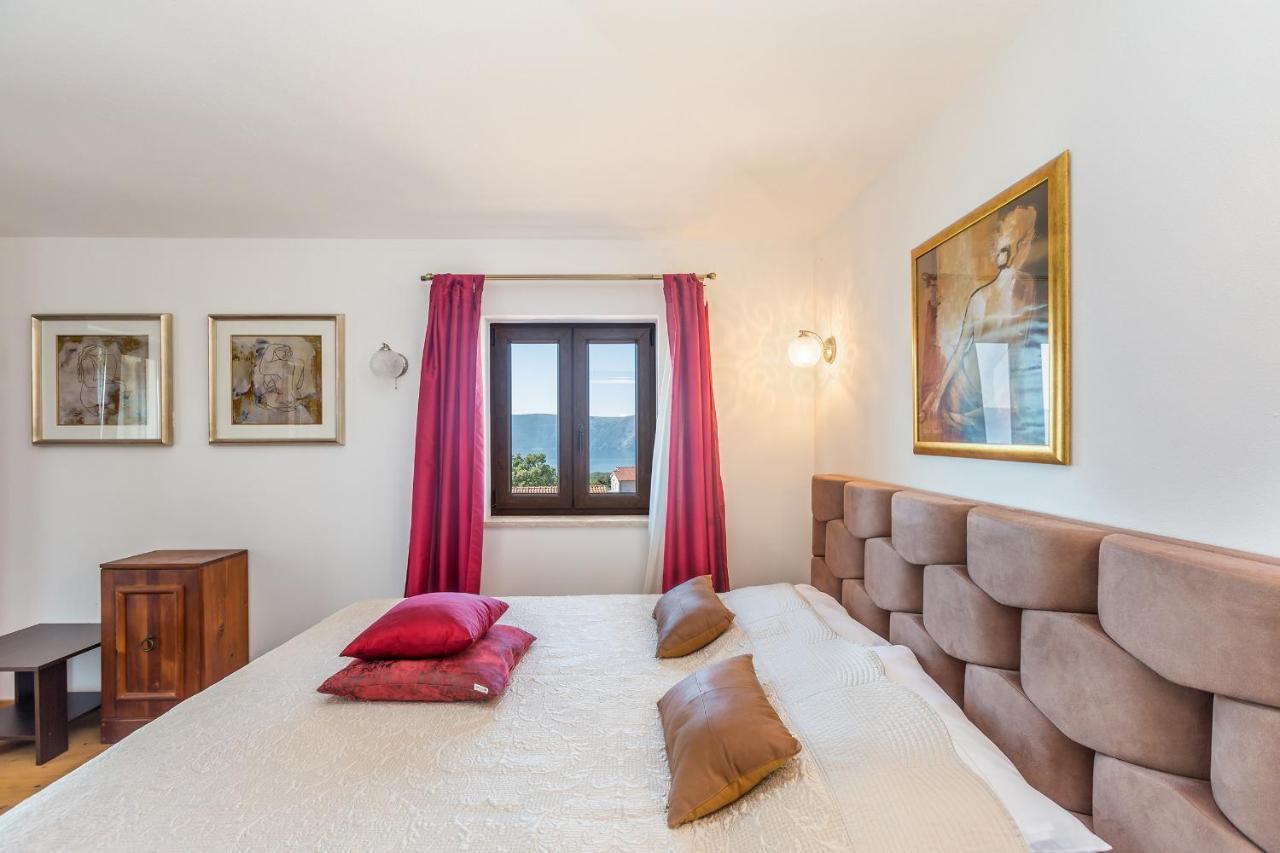 Villa Lurda Linardici Krk Ngoại thất bức ảnh