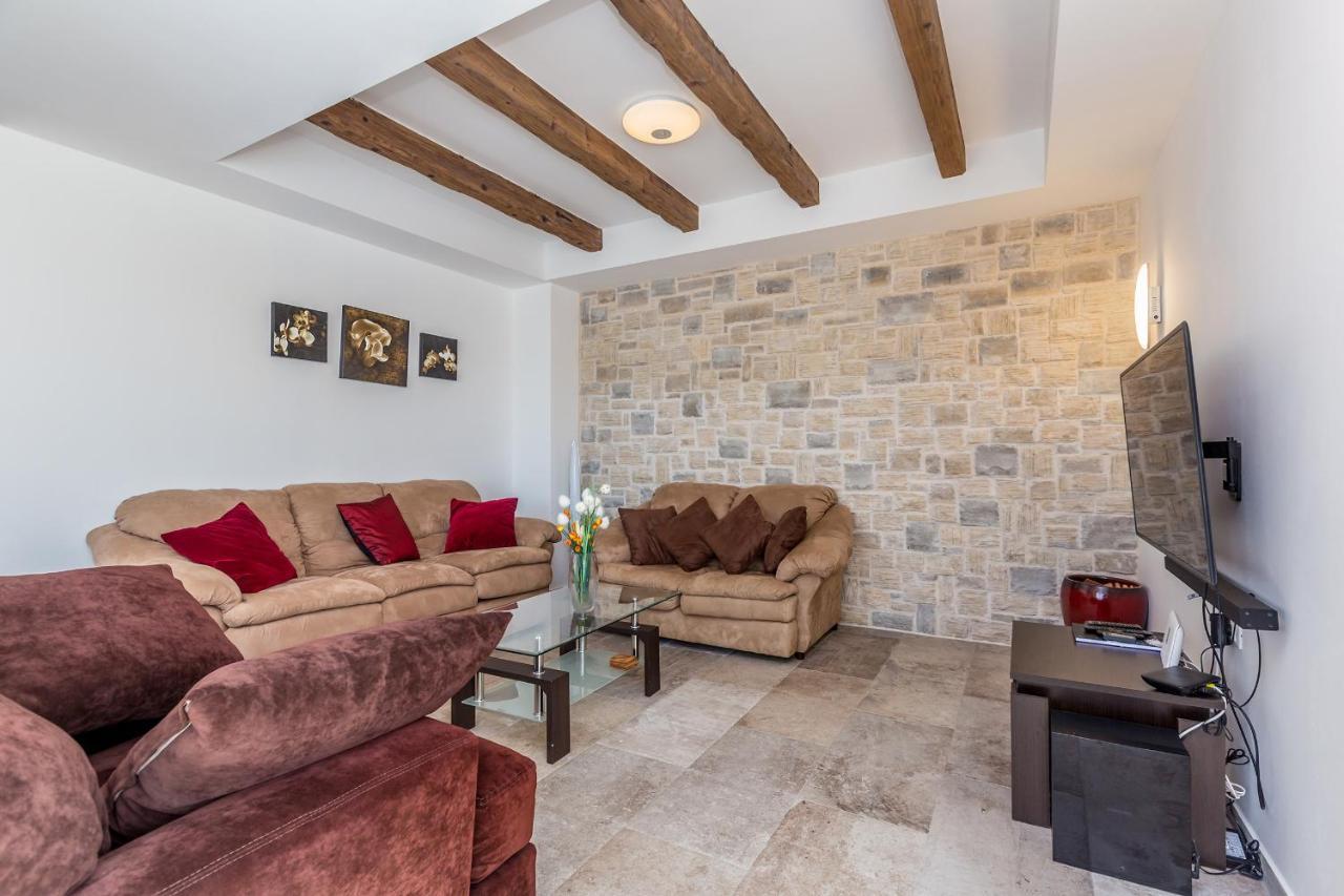 Villa Lurda Linardici Krk Ngoại thất bức ảnh
