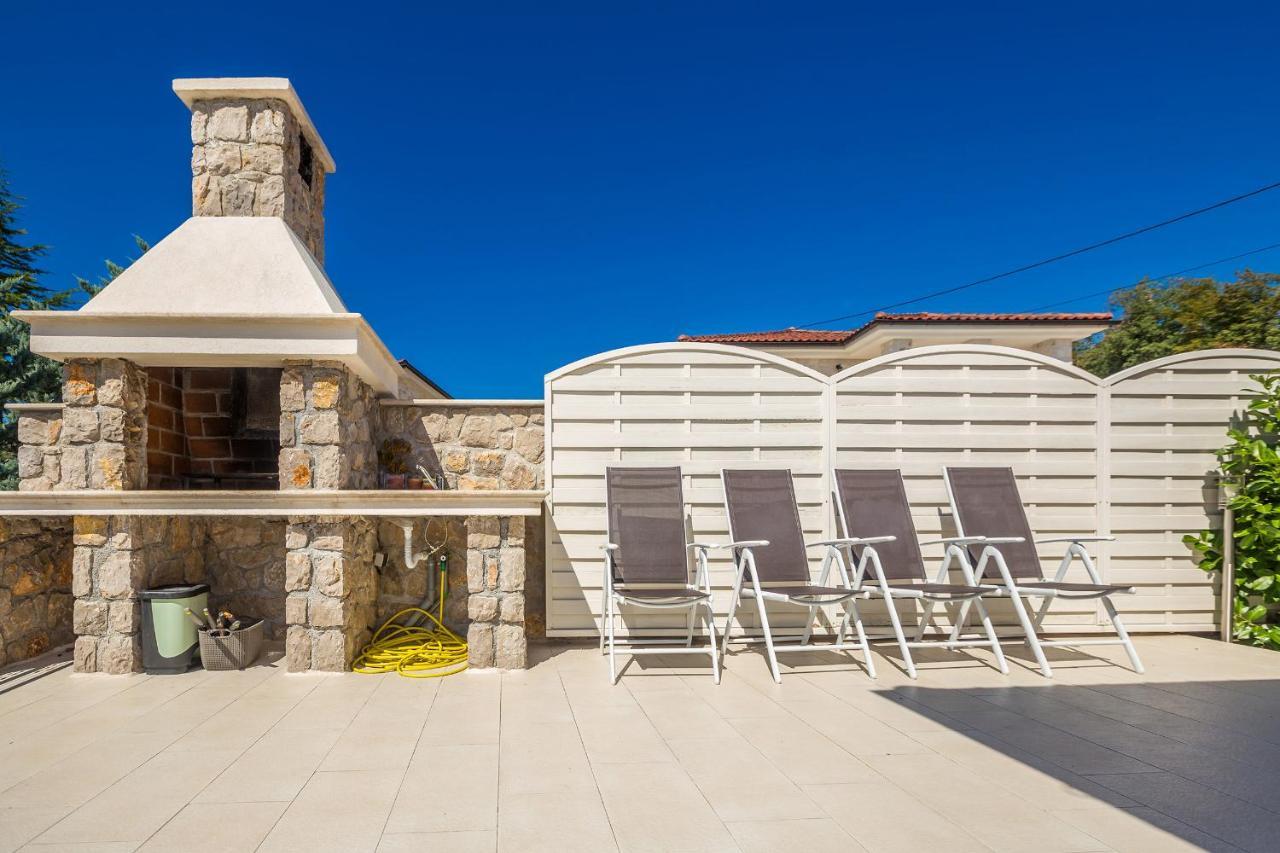Villa Lurda Linardici Krk Ngoại thất bức ảnh