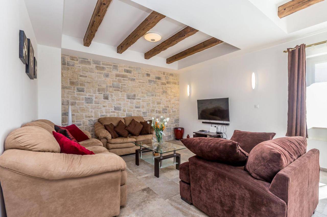 Villa Lurda Linardici Krk Ngoại thất bức ảnh